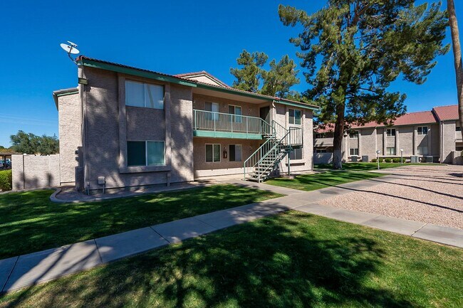 Primary Photo - Ready to Move In - Two Bedrooms!