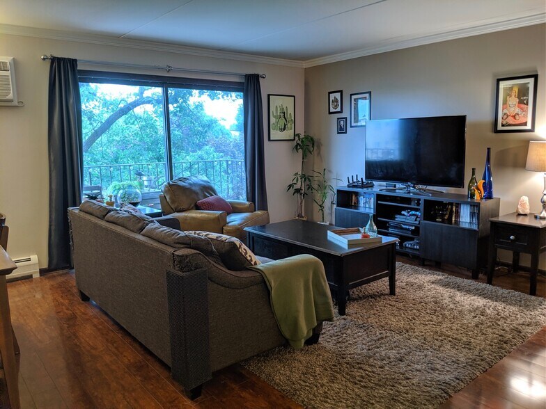 Living Room 1 - 7320 Dixon St