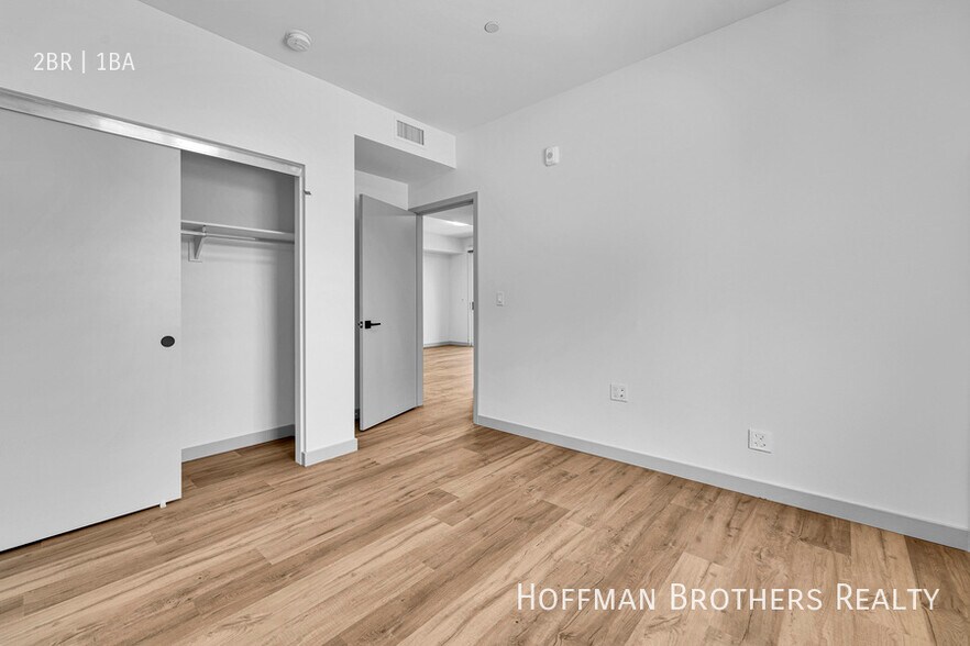 Building Photo - 1240 Magnolia Ave