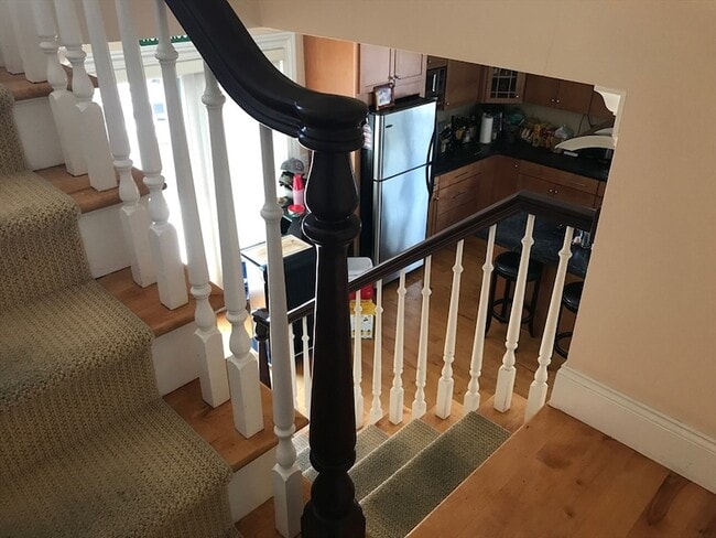 Building Photo - 360-362 Dorchester Street Unit 3