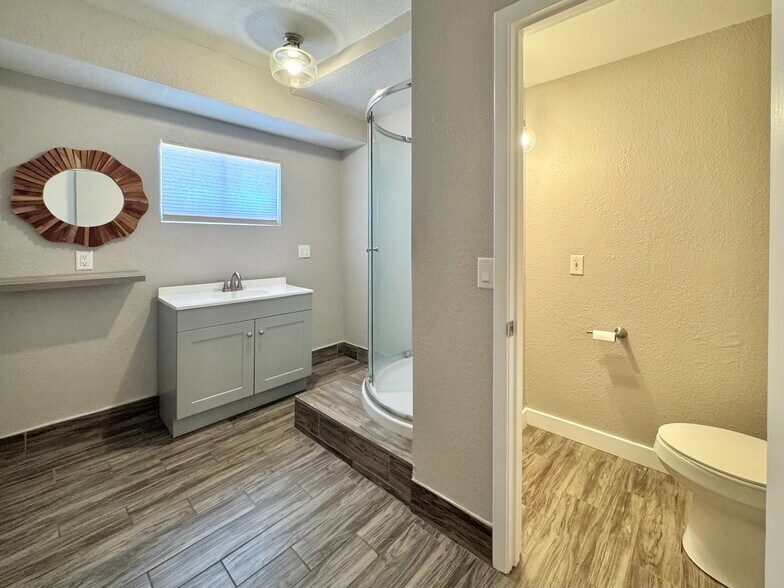 Building Photo - 3767 Kicking Horse Dr