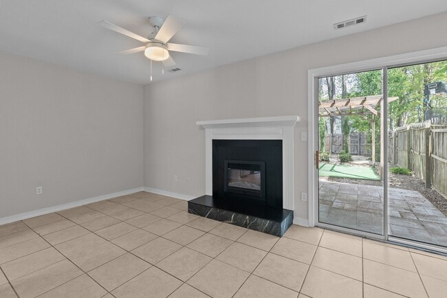 Building Photo - 5516 Amhurst Ct