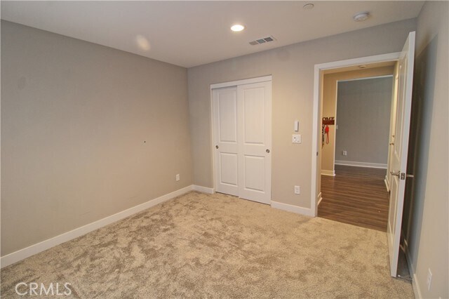 Building Photo - 1585 Park Haven Dr