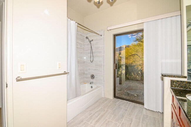 Building Photo - STUNNING HOME WITH BREATHTAKING VIEWS LOCATED AT THE TOP OF CAMPBELL!