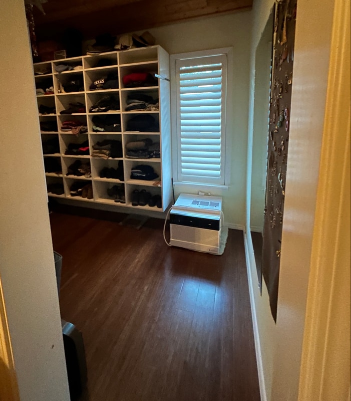 Building Photo - 11198 N 1st St