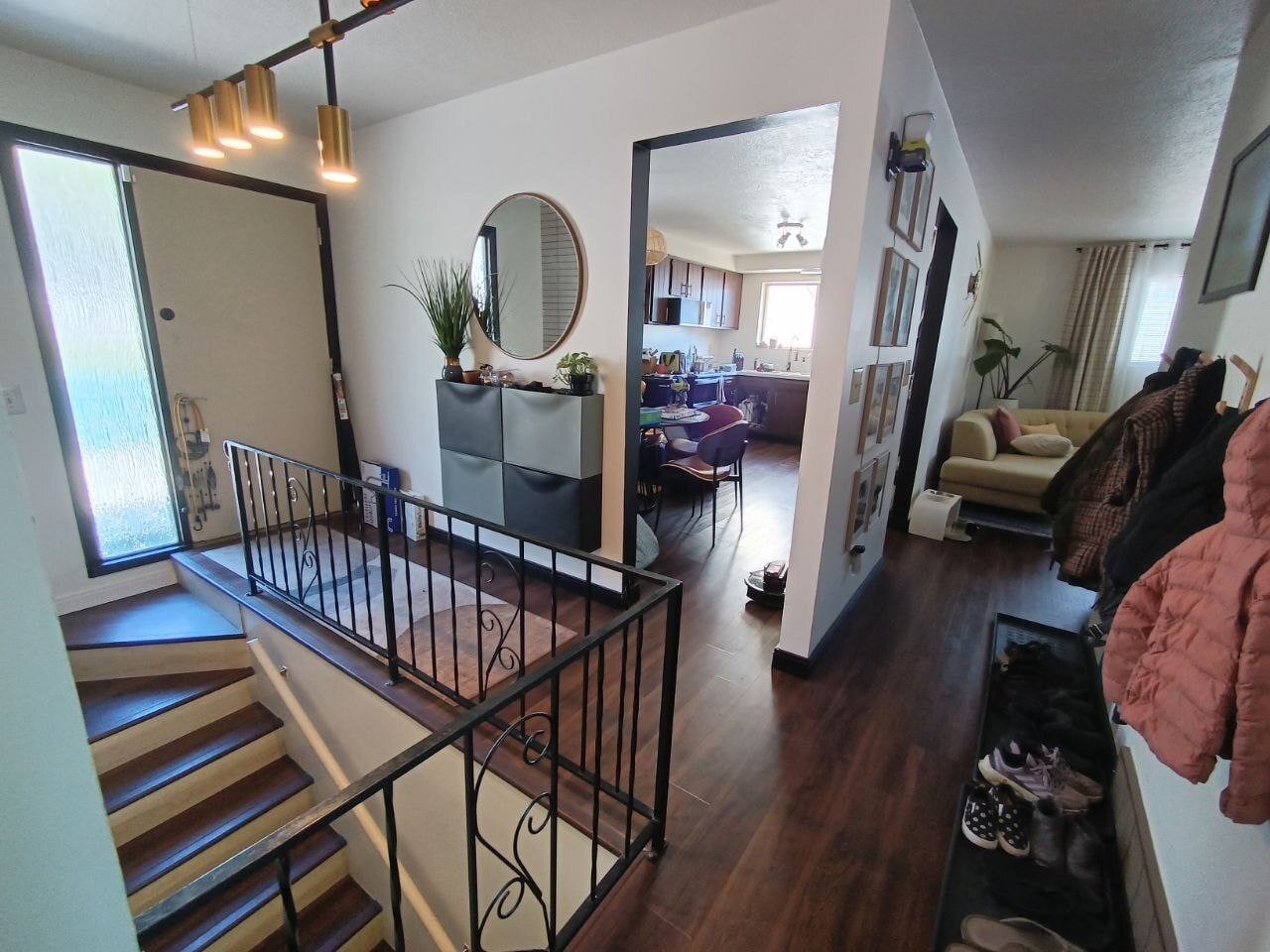 Building Photo - 1656 S Fairway Dr