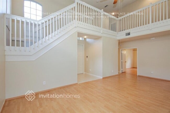 Building Photo - 6161 NW 58th Way