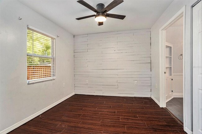 Building Photo - 1014 E Emma St