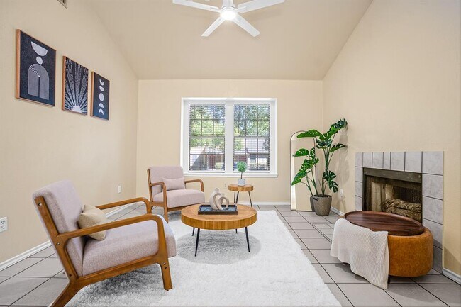 Building Photo - 11901 Swearingen Dr