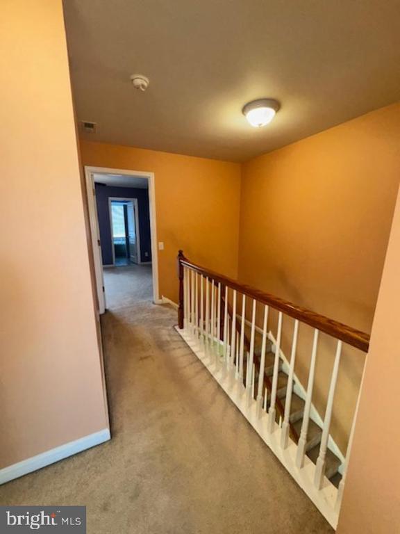 Building Photo - 256 Hudson Dr
