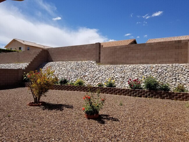 Building Photo - 9342 E Marcasite Ln
