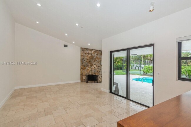 Building Photo - 15405 SW 73rd Ct