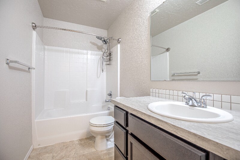 Building Photo - 13509 Palm Beach Dr