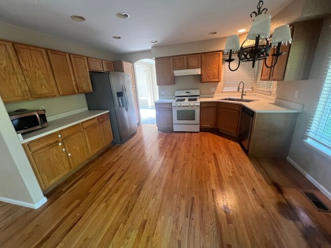 Building Photo - Stunning Home for Rent in Littleton - Lice...