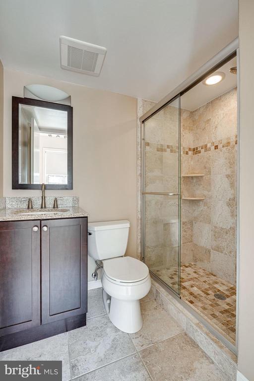 Building Photo - 2312 Wheystone Ct