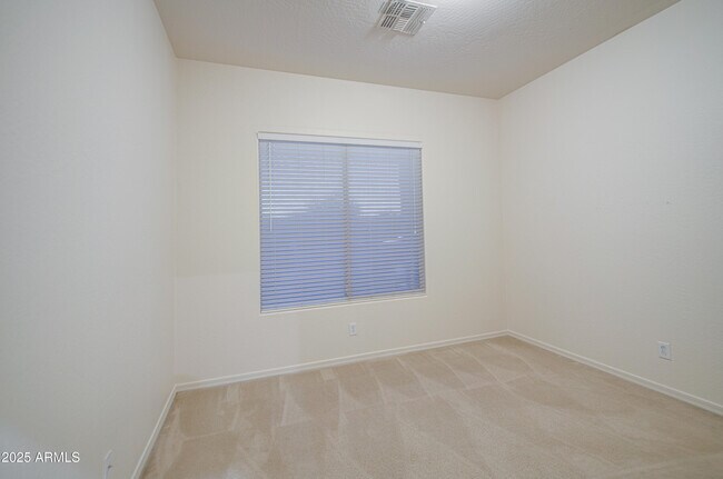 Building Photo - 4791 N 150th Ave