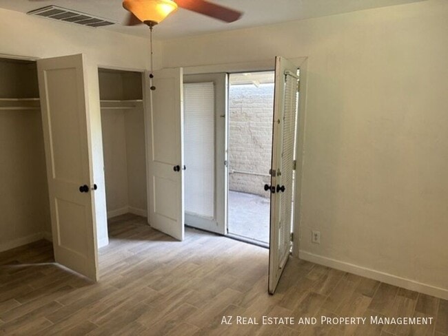 Building Photo - 1348 W Lynwood St