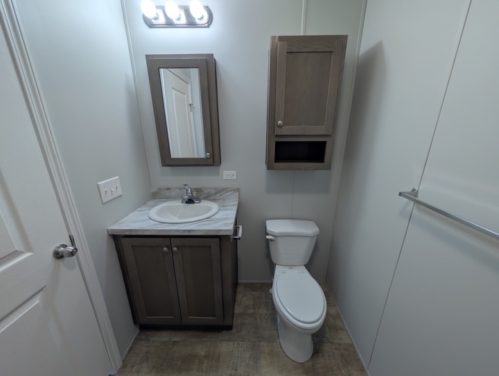 Building Photo - 16142 Normandy St