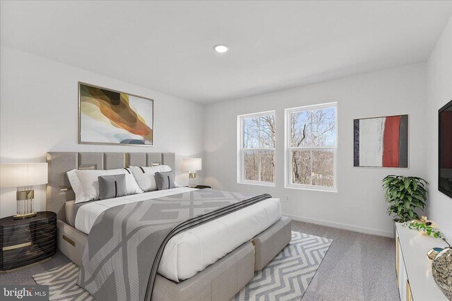 Building Photo - 36121 Wilderness Shores Way