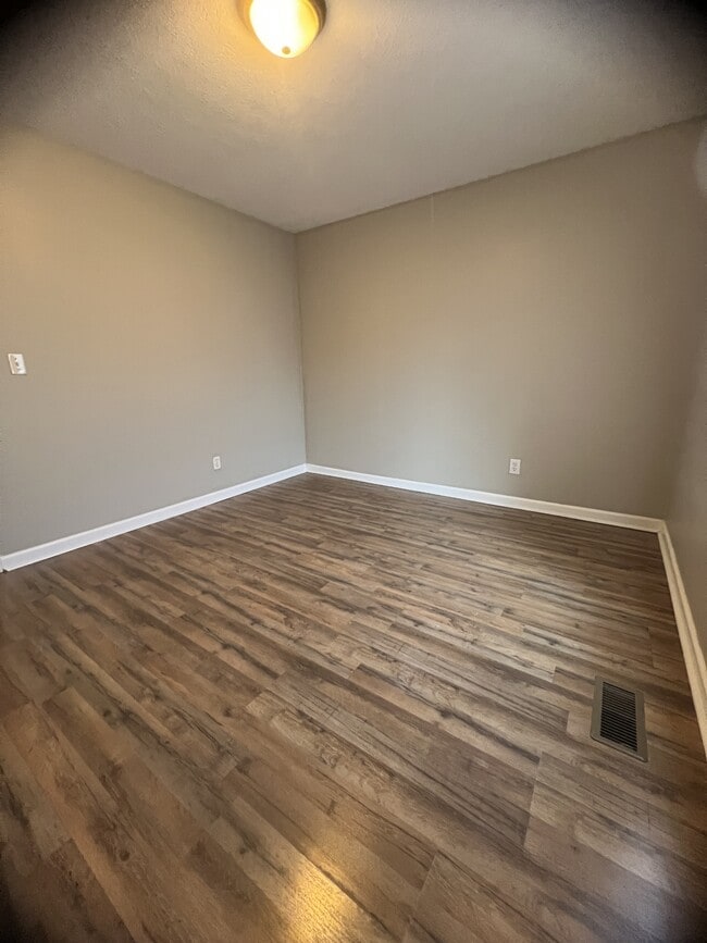 Building Photo - 1714 Dublin Ct