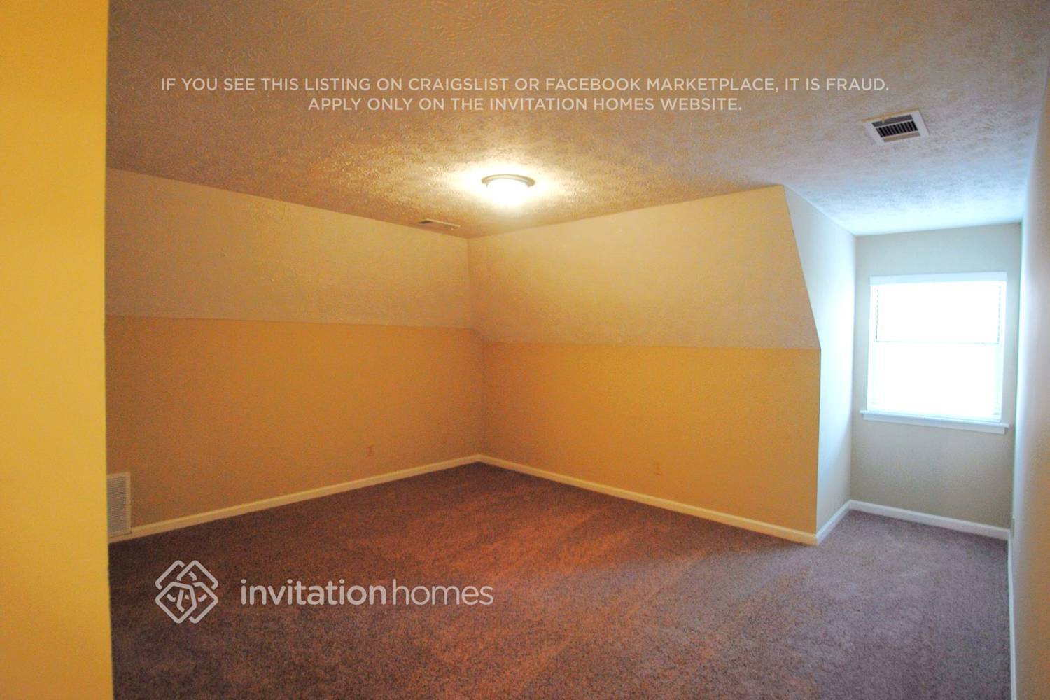 Building Photo - 740 Greenwood Ln SW