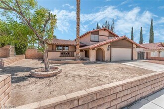Building Photo - 1521 Padova Dr