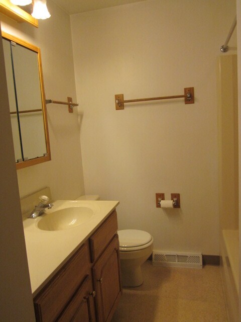 Building Photo - 402 Beaver St