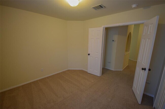 Building Photo - 3575 Rock Shelf Ln