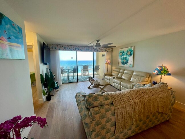 Building Photo - 300 Ocean Trail Way