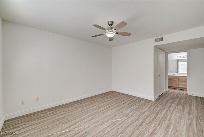 Building Photo - 3115 Casey Dr