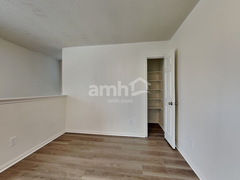 Building Photo - 3410 Maris Way