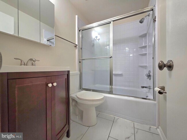 Building Photo - 2901 Piney Grove Ct