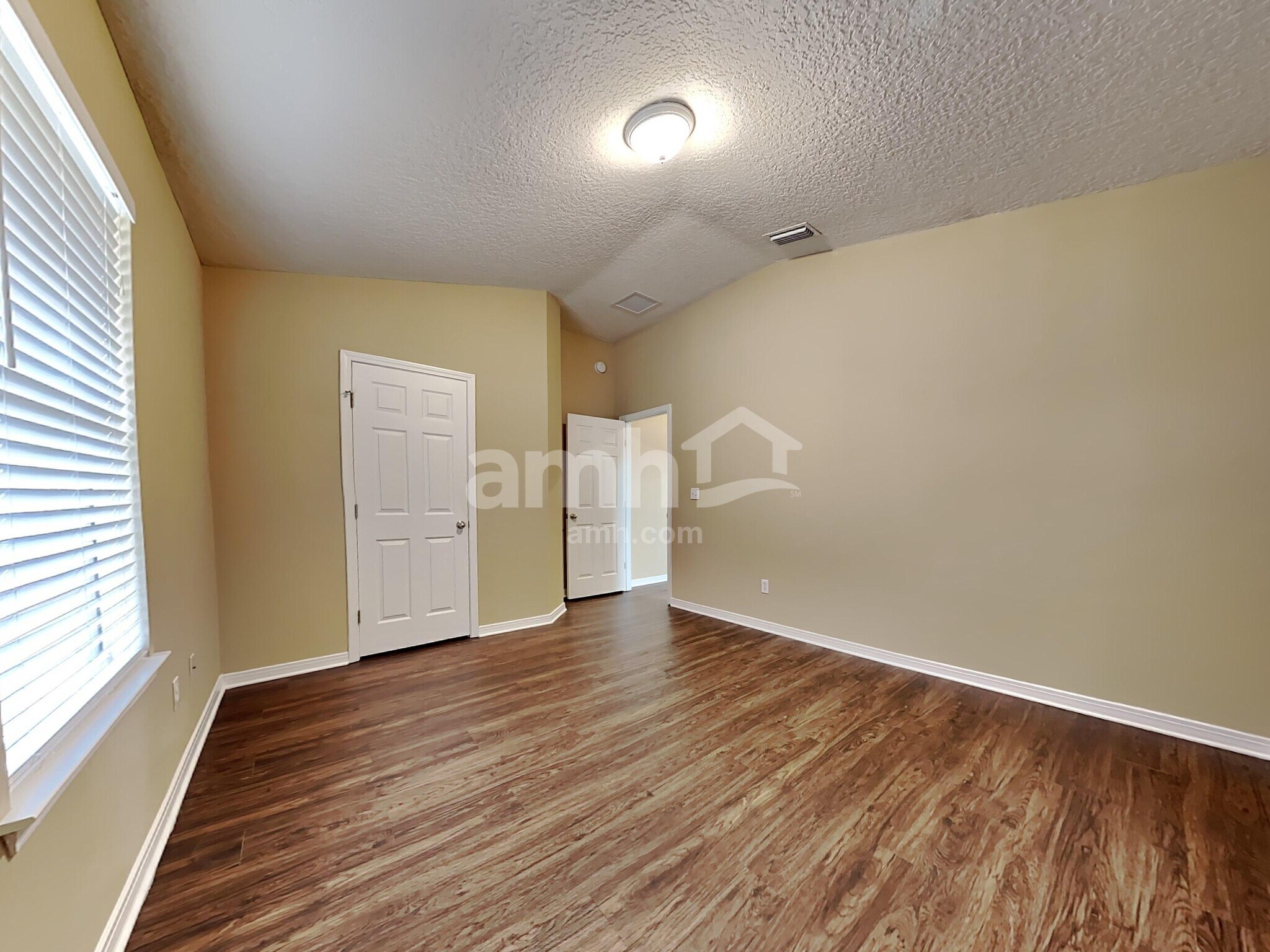 Building Photo - 2091 Cherokee Cove Trl