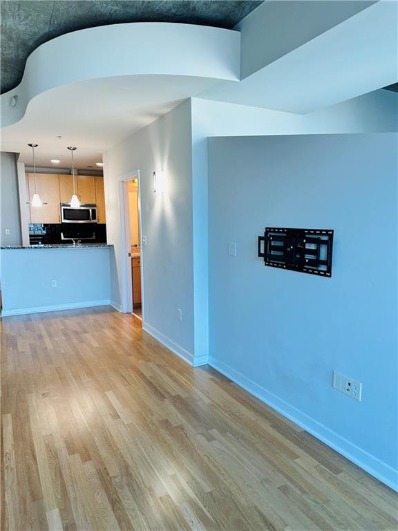 Building Photo - 400 W Peachtree St NW