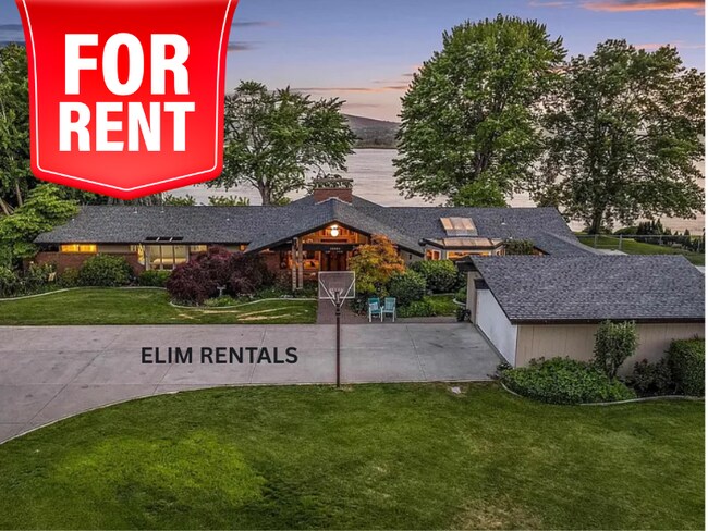 Primary Photo - 10304 W Court St