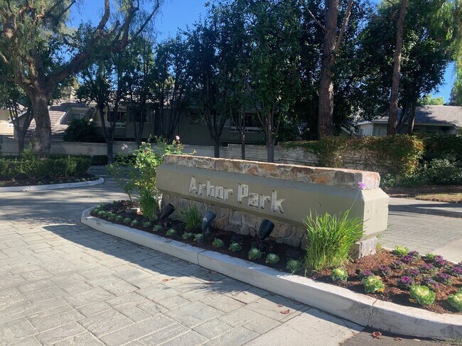 Building Photo - Spacious 1-Bedroom Condo with Loft PLUS Bonus Room in Valencia's Arbor Park Community!