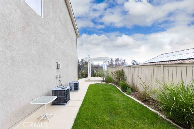 Building Photo - 13640 Silver Stirrup Dr