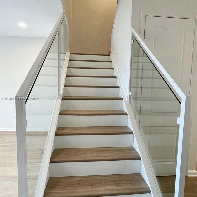 Building Photo - 3020 NW 125th Ave