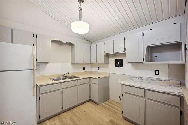 Building Photo - Charming 3 Bedroom Home in Loraine