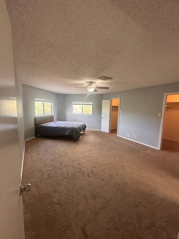 Building Photo - 25039 Summit Creek