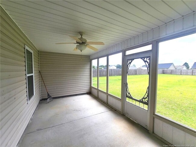 Building Photo - 265 Carolina Oaks Cir