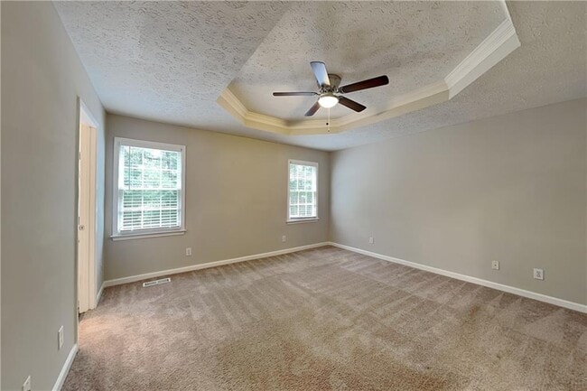 Building Photo - 501 Brooksdale Dr