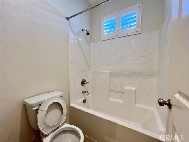 Building Photo - 6614 Mogano Dr