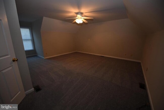 Building Photo - 20503 Chestnut Ridge Dr