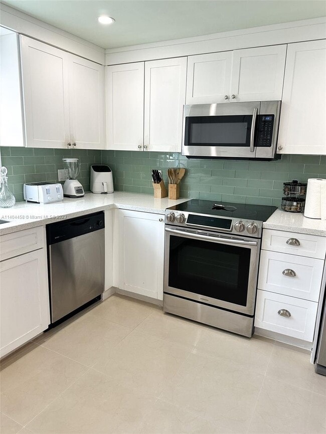 Building Photo - 1937 Sans Souci Blvd