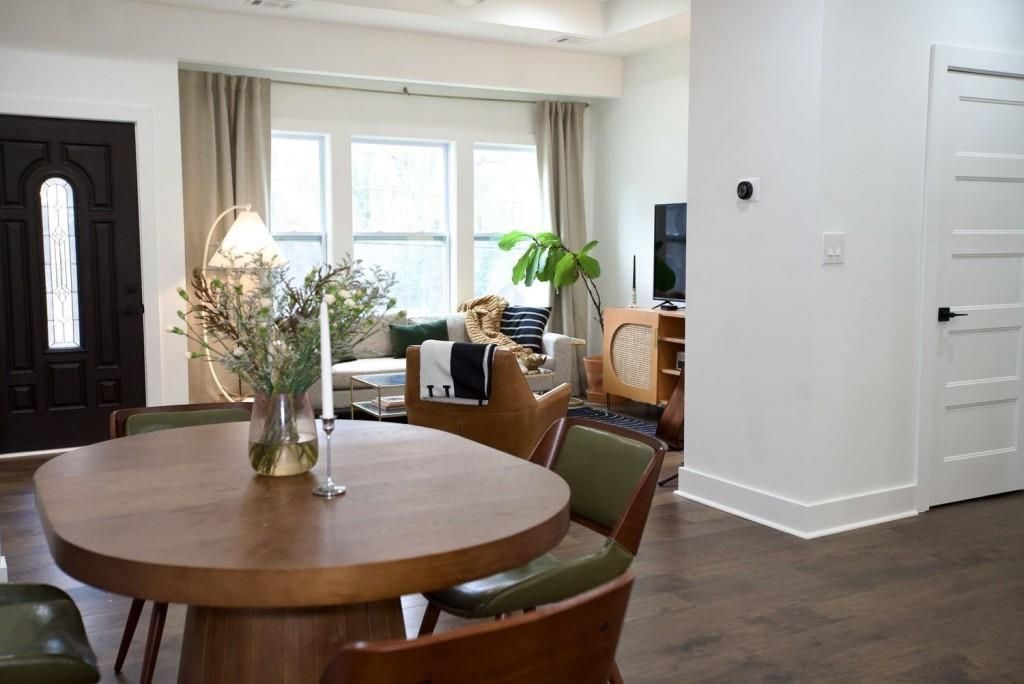 Building Photo - 1718 Line St