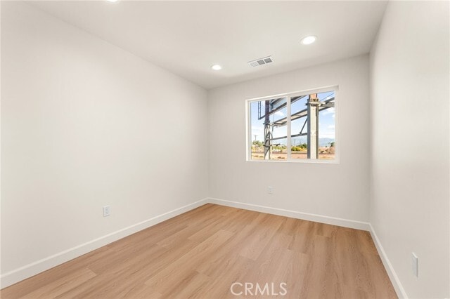 Building Photo - 904 S Hert St