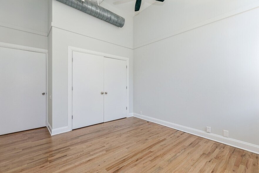 Building Photo - 1017 Jefferson St