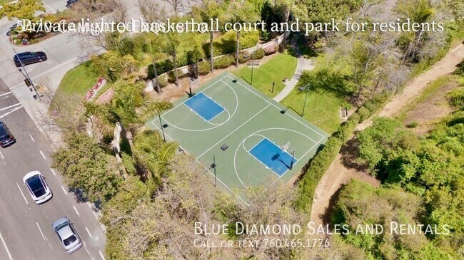 Building Photo - 5470 Caminito Exquisito