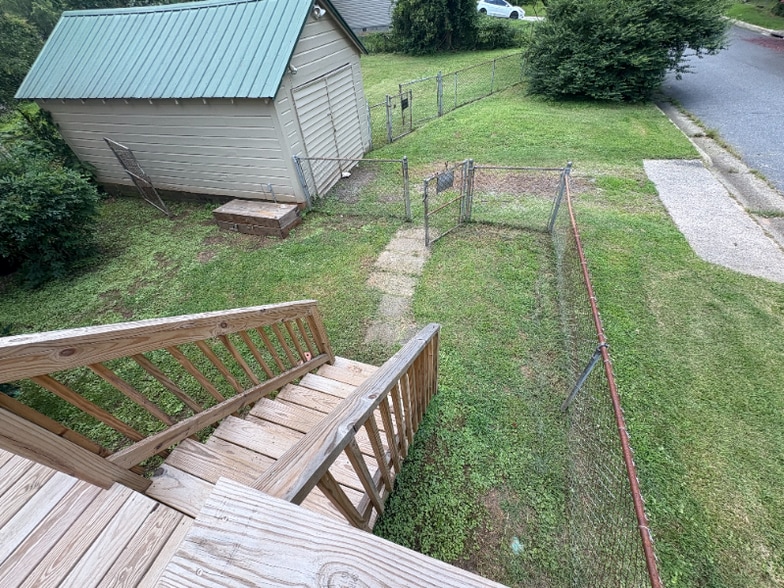 Building Photo - 1100 Glenwood Ave